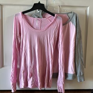 2 pink tablets sweatshirts - hooded lightweight is small , pink gray Medium
